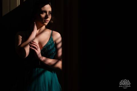 ensaios de 15 anos - fotografia de debutante - Museu do Doce - Pelotas - fotografia de aniversário - ensaio fotográfico personalizado - arquitetura histórica - luz natural - fotografia emocional - Antonio Rocha Fotografias - ensaio marcante- Quinze Anos'