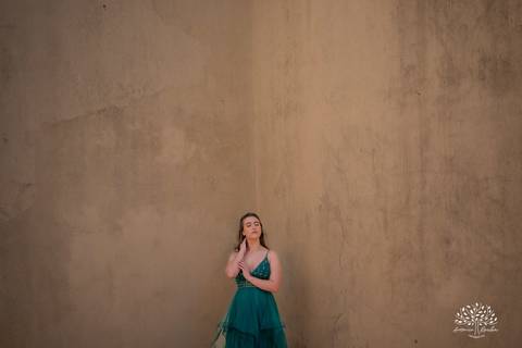 ensaios de 15 anos - fotografia de debutante - Museu do Doce - Pelotas - fotografia de aniversário - ensaio fotográfico personalizado - arquitetura histórica - luz natural - fotografia emocional - Antonio Rocha Fotografias - ensaio marcante- Quinze Anos'