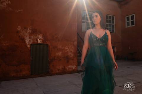 ensaios de 15 anos - fotografia de debutante - Museu do Doce - Pelotas - fotografia de aniversário - ensaio fotográfico personalizado - arquitetura histórica - luz natural - fotografia emocional - Antonio Rocha Fotografias - ensaio marcante- Quinze Anos'