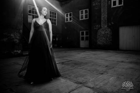 ensaios de 15 anos - fotografia de debutante - Museu do Doce - Pelotas - fotografia de aniversário - ensaio fotográfico personalizado - arquitetura histórica - luz natural - fotografia emocional - Antonio Rocha Fotografias - ensaio marcante- Quinze Anos'