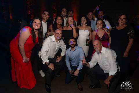 Formatura - Medicina - João Vitor - Conquista - Família - Celebração - Brinde - Aniversário - Laços - Mosa - Vini e banda - Pista de dança - Conquistas - Registro fotográfico - Colação de grau - Estudo - Pelotas - Fotografia - Antonio Rocha Fotografias'