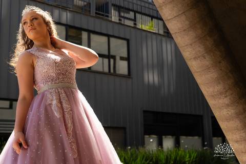 ensaio de 15 anos - fotografia de debutantes - retratos femininos - momentos únicos - Parque Una - fotografia ao ar livre - fotógrafo Antonio Rocha - confiança e carinho - fotografia profissional - celebração dos 15 anos - Pelotas'