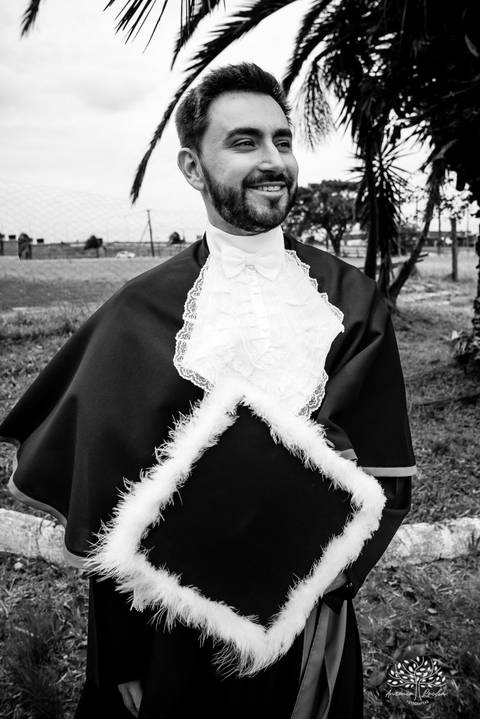 João Vitor - formatura - Medicina - UCPel - colação de grau - recepção - celebração - família - amigos - professores - conquista - emoção - registro - fotografia - discurso - crm - doutor - fotos formatura - trajetória - toga - médico - missa - fenadoce'