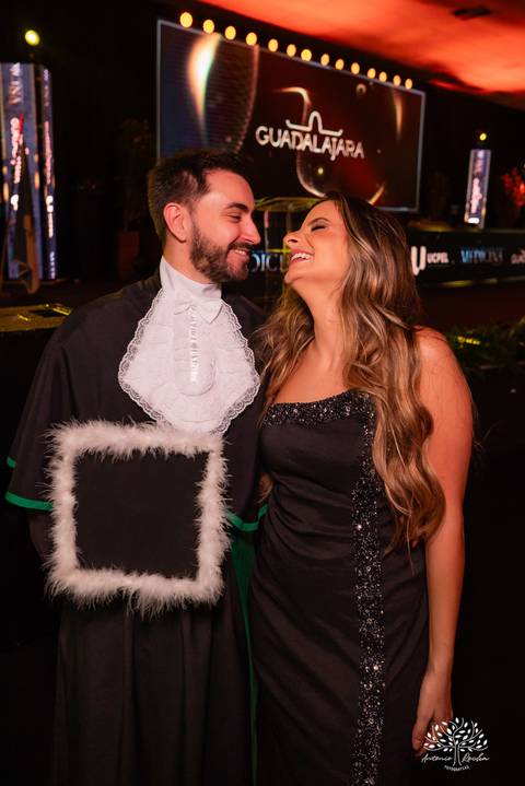 João Vitor - formatura - Medicina - UCPel - colação de grau - recepção - celebração - família - amigos - professores - conquista - emoção - registro - fotografia - discurso - crm - doutor - fotos formatura - trajetória - toga - médico - missa - fenadoce'