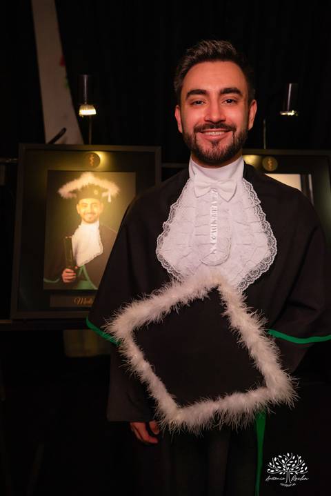 João Vitor - formatura - Medicina - UCPel - colação de grau - recepção - celebração - família - amigos - professores - conquista - emoção - registro - fotografia - discurso - crm - doutor - fotos formatura - trajetória - toga - médico - missa - fenadoce'