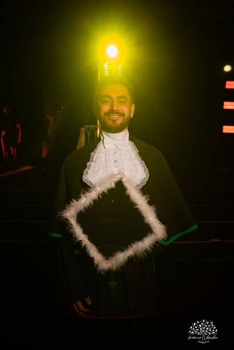 João Vitor - formatura - Medicina - UCPel - colação de grau - recepção - celebração - família - amigos - professores - conquista - emoção - registro - fotografia - discurso - crm - doutor - fotos formatura - trajetória - toga - médico - missa - fenadoce'