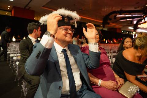 João Vitor - formatura - Medicina - UCPel - colação de grau - recepção - celebração - família - amigos - professores - conquista - emoção - registro - fotografia - discurso - crm - doutor - fotos formatura - trajetória - toga - médico - missa - fenadoce'