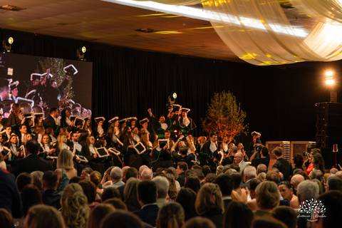 João Vitor - formatura - Medicina - UCPel - colação de grau - recepção - celebração - família - amigos - professores - conquista - emoção - registro - fotografia - discurso - crm - doutor - fotos formatura - trajetória - toga - médico - missa - fenadoce'