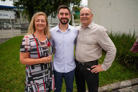 João Vitor - formatura - Medicina - UCPel - colação de grau - recepção - celebração - família - amigos - professores - conquista - emoção - registro - fotografia - discurso - crm - doutor - fotos formatura - trajetória - toga - médico - missa - fenadoce'