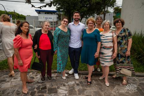 João Vitor - formatura - Medicina - UCPel - colação de grau - recepção - celebração - família - amigos - professores - conquista - emoção - registro - fotografia - discurso - crm - doutor - fotos formatura - trajetória - toga - médico - missa - fenadoce'