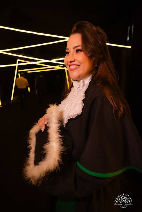 Formatura - Medicina - Maria Vitória - Ensaio de Meio Médico - Prova de Toga - Colação de Grau - Recepção de Formatura - Conquista - Emoção - Fotografia de Formatura - Memórias - Família - Celebração - Gratidão - Antonio Rocha Fotografias - Pelotas - Mavi'