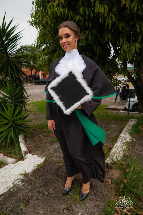 celebração - colação de grau - Centro de Eventos da Fenadoce - Igreja da Luz - Bodega da XV - conquista - emoção - medicina - registro fotográfico - memórias - fotografia de formatura - Antonio Rocha Fotografias - Pelotas'