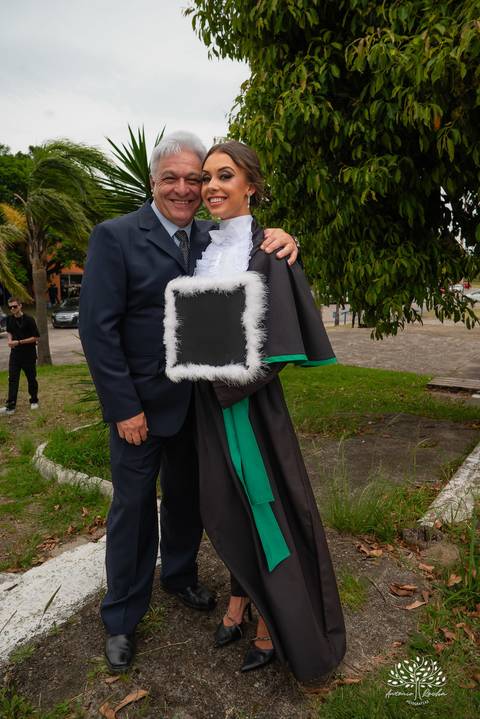 celebração - colação de grau - Centro de Eventos da Fenadoce - Igreja da Luz - Bodega da XV - conquista - emoção - medicina - registro fotográfico - memórias - fotografia de formatura - Antonio Rocha Fotografias - Pelotas'