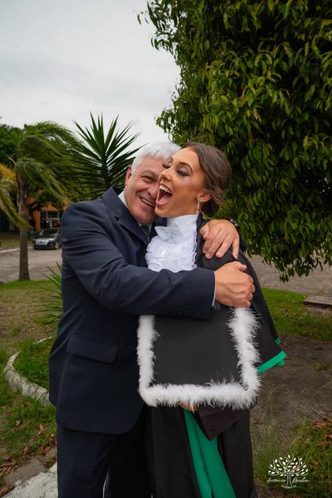 celebração - colação de grau - Centro de Eventos da Fenadoce - Igreja da Luz - Bodega da XV - conquista - emoção - medicina - registro fotográfico - memórias - fotografia de formatura - Antonio Rocha Fotografias - Pelotas'