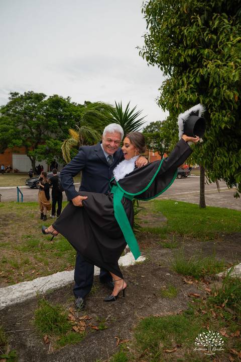celebração - colação de grau - Centro de Eventos da Fenadoce - Igreja da Luz - Bodega da XV - conquista - emoção - medicina - registro fotográfico - memórias - fotografia de formatura - Antonio Rocha Fotografias - Pelotas'