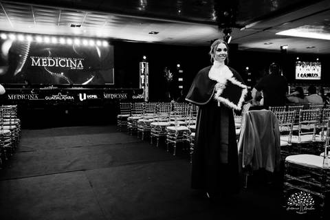 celebração - colação de grau - Centro de Eventos da Fenadoce - Igreja da Luz - Bodega da XV - conquista - emoção - medicina - registro fotográfico - memórias - fotografia de formatura - Antonio Rocha Fotografias - Pelotas'