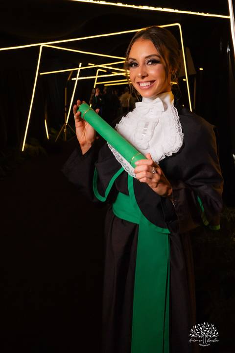 celebração - colação de grau - Centro de Eventos da Fenadoce - Igreja da Luz - Bodega da XV - conquista - emoção - medicina - registro fotográfico - memórias - fotografia de formatura - Antonio Rocha Fotografias - Pelotas'