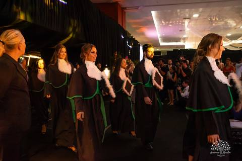 celebração - colação de grau - Centro de Eventos da Fenadoce - Igreja da Luz - Bodega da XV - conquista - emoção - medicina - registro fotográfico - memórias - fotografia de formatura - Antonio Rocha Fotografias - Pelotas'