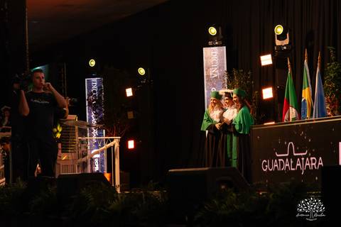 celebração - colação de grau - Centro de Eventos da Fenadoce - Igreja da Luz - Bodega da XV - conquista - emoção - medicina - registro fotográfico - memórias - fotografia de formatura - Antonio Rocha Fotografias - Pelotas'