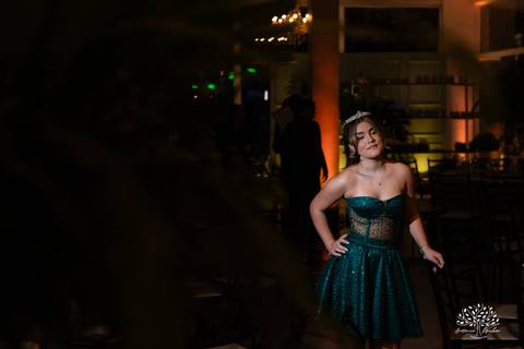 festa-15-anos - debutante - chácara-do-amanhecer - making-of - homenagem - pista-de-dança - fotografia-de-festa - antonio-rocha-fotografias – lavie eventos – storymaker Luan – Pelotas – Antonio Rocha Fotografias – grupo malv – personalizados de 15 anos'