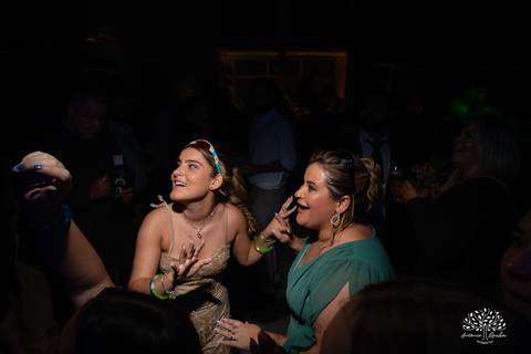 festa-15-anos - debutante - chácara-do-amanhecer - making-of - homenagem - pista-de-dança - fotografia-de-festa - antonio-rocha-fotografias – lavie eventos – storymaker Luan – Pelotas – Antonio Rocha Fotografias – grupo malv – personalizados de 15 anos'