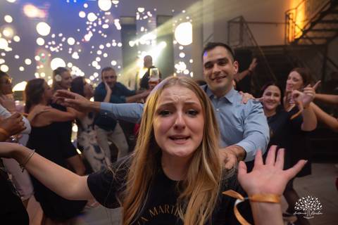 festa-15-anos - debutante - chácara-do-amanhecer - making-of - homenagem - pista-de-dança - fotografia-de-festa - antonio-rocha-fotografias – lavie eventos – storymaker Luan – Pelotas – Antonio Rocha Fotografias – grupo malv – personalizados de 15 anos'