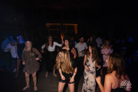 festa-15-anos - debutante - chácara-do-amanhecer - making-of - homenagem - pista-de-dança - fotografia-de-festa - antonio-rocha-fotografias – lavie eventos – storymaker Luan – Pelotas – Antonio Rocha Fotografias – grupo malv – personalizados de 15 anos'