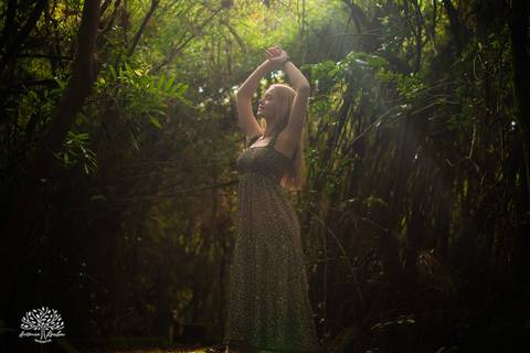 Maria Eduarda - luz - alegria - intensidade - ensaio - família - Chácara da Família Fiss - JUCRE - dança - sorriso - autenticidade - leveza - debutante – 15 anos - fotos - registros - Antonio Rocha Fotografias - Pelotas - Fotógrafo de 15 anos - Ensaio'