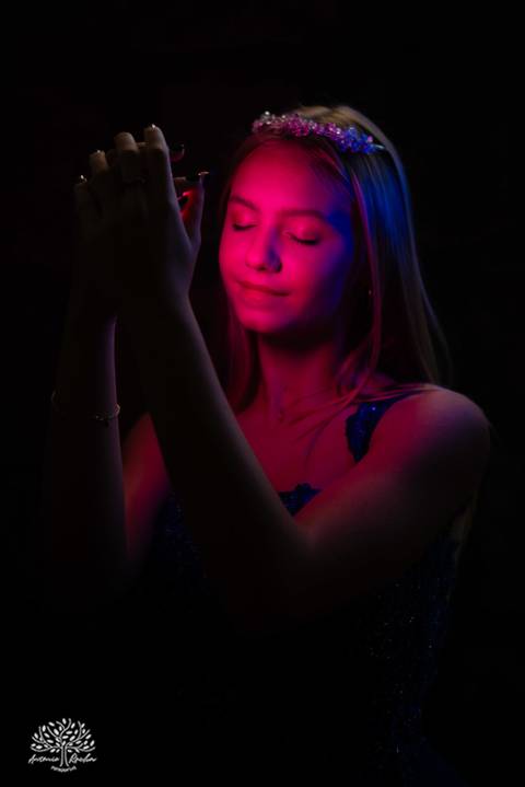 Maria Eduarda - luz - alegria - intensidade - ensaio - família - Chácara da Família Fiss - JUCRE - dança - sorriso - autenticidade - leveza - debutante – 15 anos - fotos - registros - Antonio Rocha Fotografias - Pelotas - Fotógrafo de 15 anos - Ensaio'