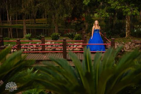 Maria Eduarda - luz - alegria - intensidade - ensaio - família - Chácara da Família Fiss - JUCRE - dança - sorriso - autenticidade - leveza - debutante – 15 anos - fotos - registros - Antonio Rocha Fotografias - Pelotas - Fotógrafo de 15 anos - Ensaio'