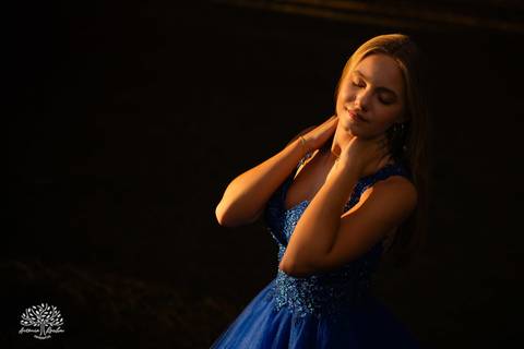 Maria Eduarda - luz - alegria - intensidade - ensaio - família - Chácara da Família Fiss - JUCRE - dança - sorriso - autenticidade - leveza - debutante – 15 anos - fotos - registros - Antonio Rocha Fotografias - Pelotas - Fotógrafo de 15 anos - Ensaio'