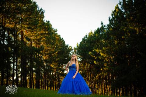 Maria Eduarda - luz - alegria - intensidade - ensaio - família - Chácara da Família Fiss - JUCRE - dança - sorriso - autenticidade - leveza - debutante – 15 anos - fotos - registros - Antonio Rocha Fotografias - Pelotas - Fotógrafo de 15 anos - Ensaio'