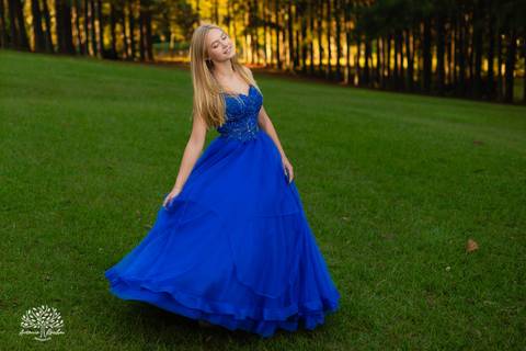 Maria Eduarda - luz - alegria - intensidade - ensaio - família - Chácara da Família Fiss - JUCRE - dança - sorriso - autenticidade - leveza - debutante – 15 anos - fotos - registros - Antonio Rocha Fotografias - Pelotas - Fotógrafo de 15 anos - Ensaio'