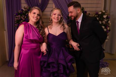 debutante - aniversário de 15 anos - Gabriela - making of - valsa - família - amigos - recepção calorosa - noite inesquecível - emoção - dança - coreografias  - fotografia de 15 anos – Antonio Rocha Fotografias - Pelotas - Las Palmas - Espaço Mayer'