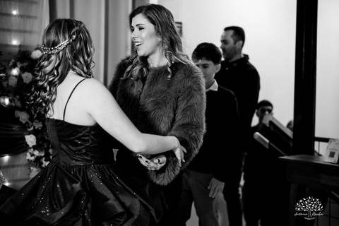 debutante - aniversário de 15 anos - Gabriela - making of - valsa - família - amigos - recepção calorosa - noite inesquecível - emoção - dança - coreografias  - fotografia de 15 anos – Antonio Rocha Fotografias - Pelotas - Las Palmas - Espaço Mayer'