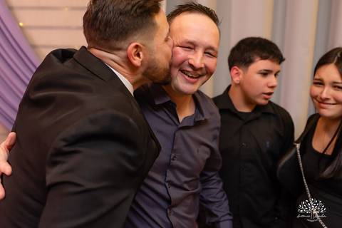 debutante - aniversário de 15 anos - Gabriela - making of - valsa - família - amigos - recepção calorosa - noite inesquecível - emoção - dança - coreografias  - fotografia de 15 anos – Antonio Rocha Fotografias - Pelotas - Las Palmas - Espaço Mayer'