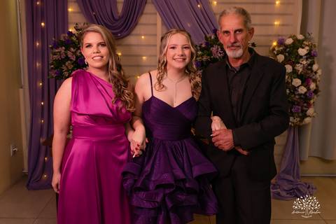 debutante - aniversário de 15 anos - Gabriela - making of - valsa - família - amigos - recepção calorosa - noite inesquecível - emoção - dança - coreografias  - fotografia de 15 anos – Antonio Rocha Fotografias - Pelotas - Las Palmas - Espaço Mayer'