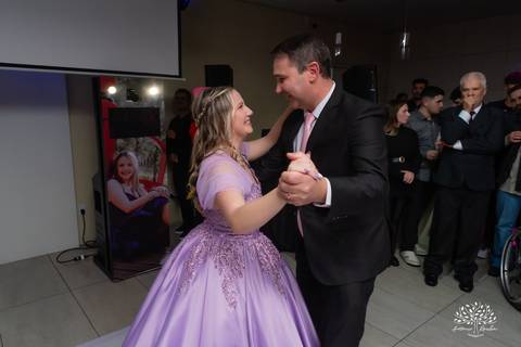 debutante - aniversário de 15 anos - Gabriela - making of - valsa - família - amigos - recepção calorosa - noite inesquecível - emoção - dança - coreografias  - fotografia de 15 anos – Antonio Rocha Fotografias - Pelotas - Las Palmas - Espaço Mayer'