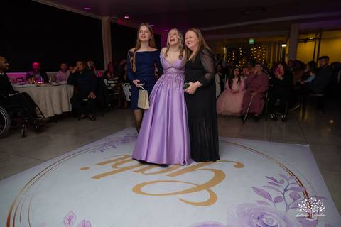 debutante - aniversário de 15 anos - Gabriela - making of - valsa - família - amigos - recepção calorosa - noite inesquecível - emoção - dança - coreografias  - fotografia de 15 anos – Antonio Rocha Fotografias - Pelotas - Las Palmas - Espaço Mayer'