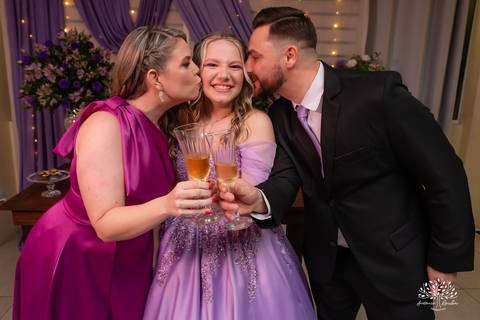 debutante - aniversário de 15 anos - Gabriela - making of - valsa - família - amigos - recepção calorosa - noite inesquecível - emoção - dança - coreografias  - fotografia de 15 anos – Antonio Rocha Fotografias - Pelotas - Las Palmas - Espaço Mayer'