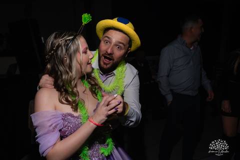 debutante - aniversário de 15 anos - Gabriela - making of - valsa - família - amigos - recepção calorosa - noite inesquecível - emoção - dança - coreografias  - fotografia de 15 anos – Antonio Rocha Fotografias - Pelotas - Las Palmas - Espaço Mayer'