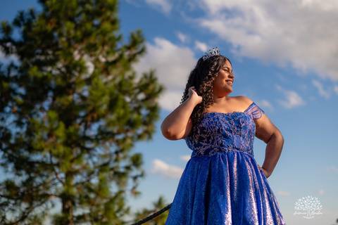 ensaio 15 anos - fotografia debutante - fotos 15 anos Pelotas - ensaio debutante Parque Stone Land - pôr do sol fotos debutante - fotografia espontânea - ensaio externo 15 anos - fotógrafos em Pelotas - Antonio Rocha Fotografias - vestido de 15'