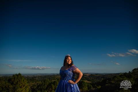 ensaio 15 anos - fotografia debutante - fotos 15 anos Pelotas - ensaio debutante Parque Stone Land - pôr do sol fotos debutante - fotografia espontânea - ensaio externo 15 anos - fotógrafos em Pelotas - Antonio Rocha Fotografias - vestido de 15'