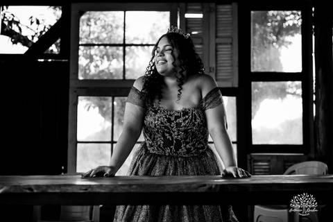 ensaio 15 anos - fotografia debutante - fotos 15 anos Pelotas - ensaio debutante Parque Stone Land - pôr do sol fotos debutante - fotografia espontânea - ensaio externo 15 anos - fotógrafos em Pelotas - Antonio Rocha Fotografias - vestido de 15'