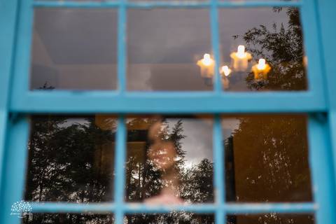 ensaio 15 anos - debutante - fotografia de debutante - fotos de 15 anos - Quinta Dom Manuel - fotógrafo de 15 anos - ensaio fotográfico - fotografia artística - debutante sorridente - ensaio encantador - ensaio personalizado - Antonio Rocha Fotografias'