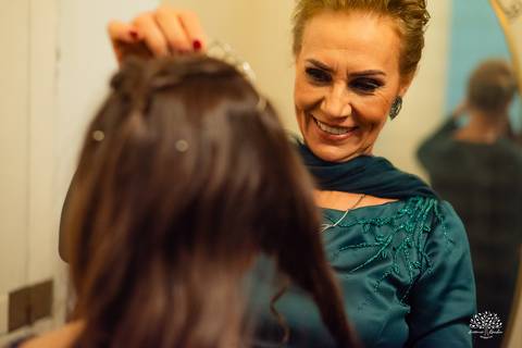 cliques 15 anos - festa de debutante - ensaio pré-festa - Quinta Dom Manuel - Essence Beauty - valsa com o pai - dança com as amigas - pista de dança - confetes coloridos - parabéns 15 anos - fotografia de debutante - Antonio Rocha Fotografias - Pelotas'