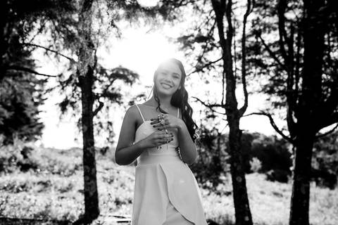 ensaio 15 anos - ensaio pré-festa - debutante - fotos 15 anos - ensaio ao ar livre - fotografia de debutante - fotografia 15 anos - vestido da valsa - vestido de recepção - fotografia profissional - fotógrafo Pelotas - Antonio Rocha Fotografias - pré 15'