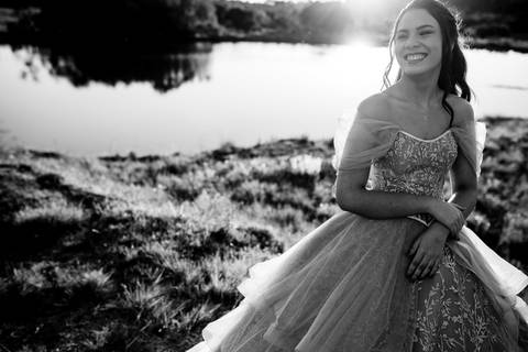 ensaio 15 anos - ensaio pré-festa - debutante - fotos 15 anos - ensaio ao ar livre - fotografia de debutante - fotografia 15 anos - vestido da valsa - vestido de recepção - fotografia profissional - fotógrafo Pelotas - Antonio Rocha Fotografias - pré 15'