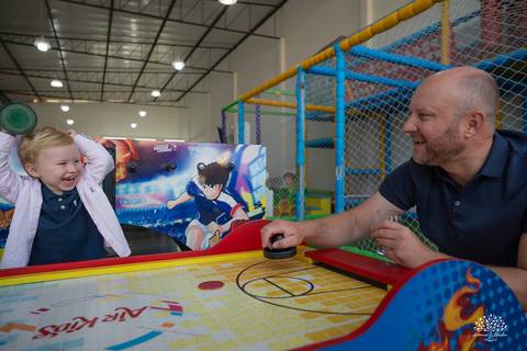 aniversario infantil - fotografia infantil - fotografo de criancas - casa de alice - bolinha de sabao - animacao infantil - parabens emocionante - abelinha - fotografias espontaneas - antonio rocha fotografias - Estevan 2 anos - cacau fest chocolates'