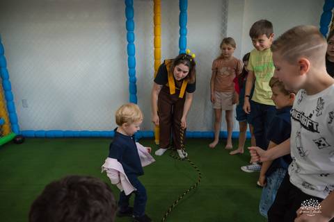 aniversario infantil - fotografia infantil - fotografo de criancas - casa de alice - bolinha de sabao - animacao infantil - parabens emocionante - abelinha - fotografias espontaneas - antonio rocha fotografias - Estevan 2 anos - cacau fest chocolates'